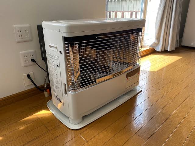 FFストーブ取付入れ替え撤去工事の画像